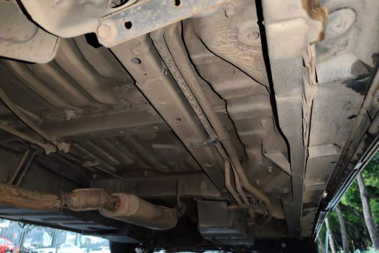 Used Toyota Previa 2006 2.4L 7-Seater Standard Edition Chassis Rear Right