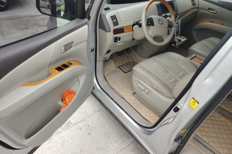 Used Toyota Previa 2006 2.4L 7-Seater Luxury Edition Driver Seat