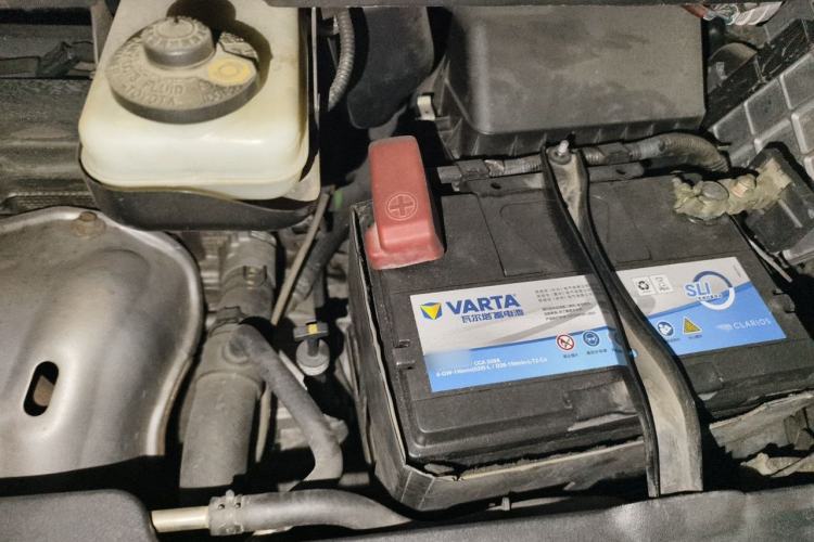 Used Toyota Previa 2006 2.4L 7-Seater Standard Edition Engine Bay Left