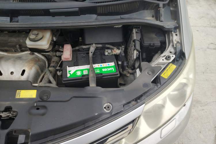 Used Toyota Previa 2006 2.4L 7-Seater Luxury Edition Engine Bay Left