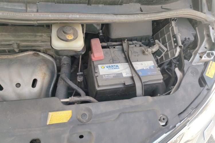 Used Toyota Previa 2006 2.4L 7-Seater Luxury Edition Engine Bay Left