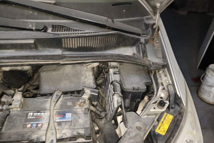 Used Toyota Previa 2006 2.4L 7-Seater Luxury Edition Engine Bay Left