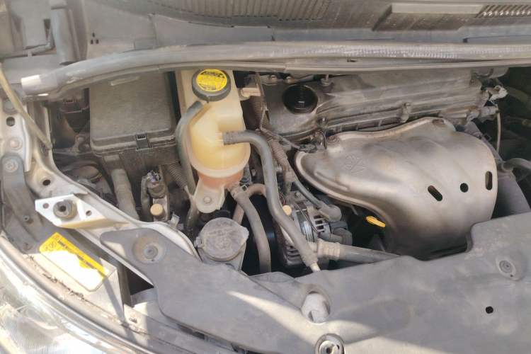 Used Toyota Previa 2006 2.4L 7-Seater Luxury Edition Engine Bay Right