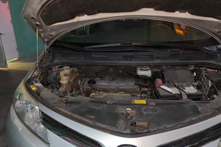 Used Toyota Previa 2006 2.4L 7-Seater Luxury Edition Engine Bay Right