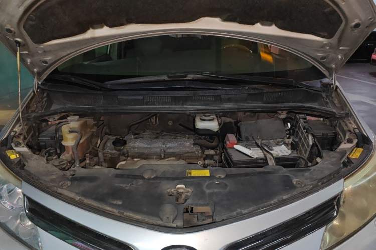 Used Toyota Previa 2006 2.4L 7-Seater Luxury Edition Engine Bay