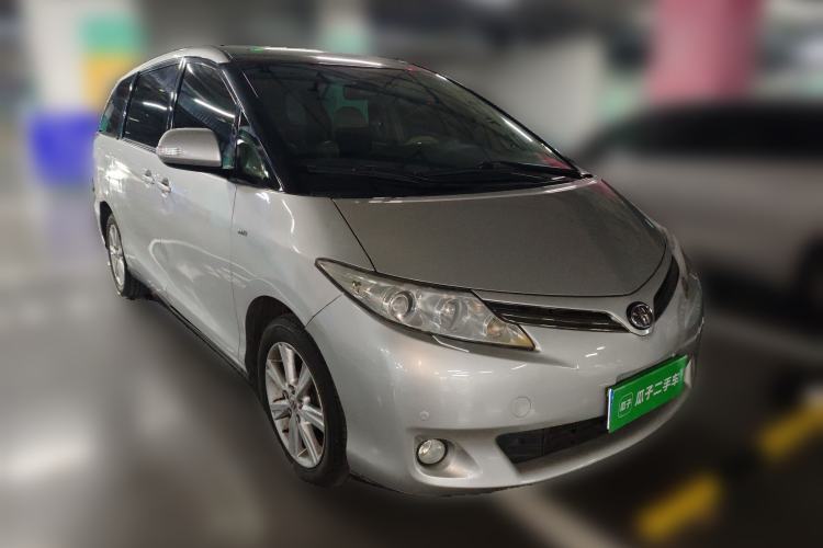 Used Toyota Previa 2006 2.4L 7-Seater Luxury Edition Front Right 45 Deg