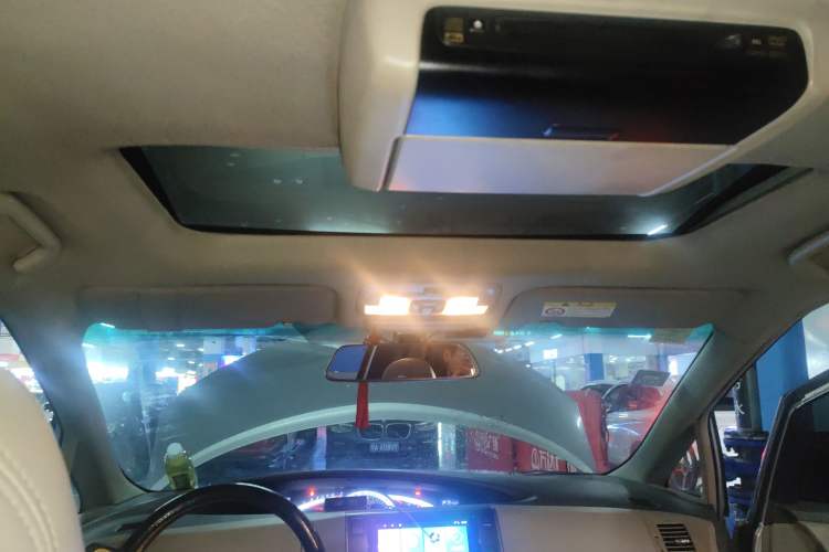 Used Toyota Previa 2006 2.4L 7-Seater Luxury Edition Headliner
