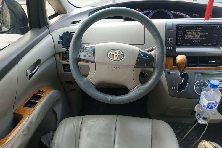 Used Toyota Previa 2006 2.4L 7-Seater Luxury Edition Steering Wheel