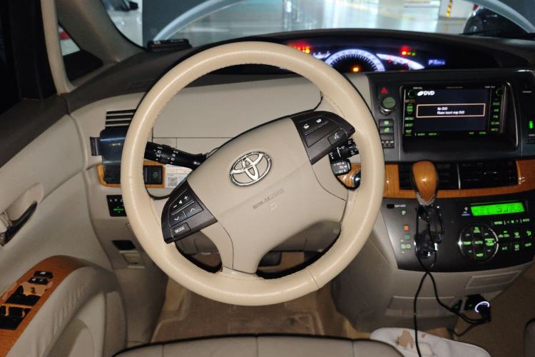 Used Toyota Previa 2006 2.4L 7-Seater Luxury Edition Steering Wheel
