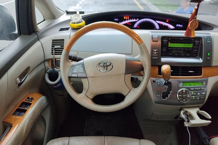 Used Toyota Previa 2006 2.4L 7-Seater Standard Edition Steering Wheel