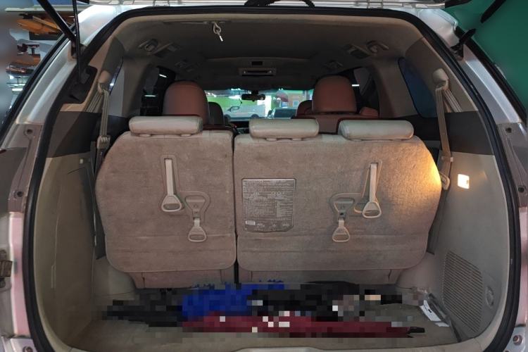 Used Toyota Previa 2006 2.4L 7-Seater Luxury Edition Trunk