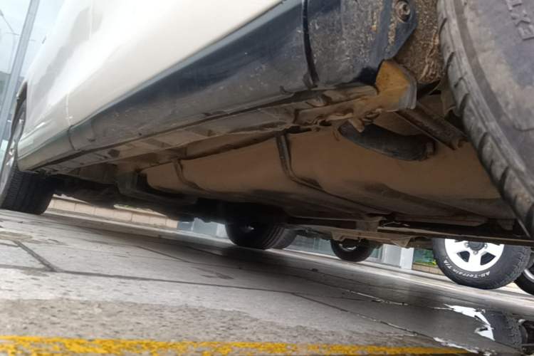 Used Toyota Previa 2006 2.4L 7-Seater Standard Edition Chassis Rear Left