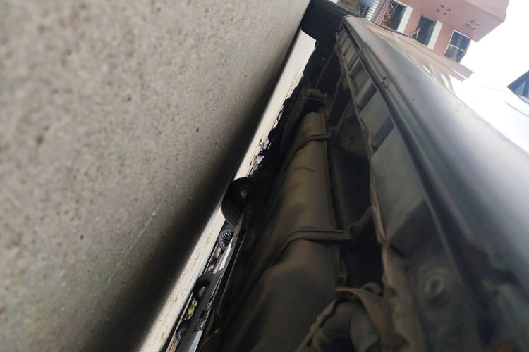 Used Toyota Previa 2006 2.4L 7-Seater Standard Edition Chassis Rear Left