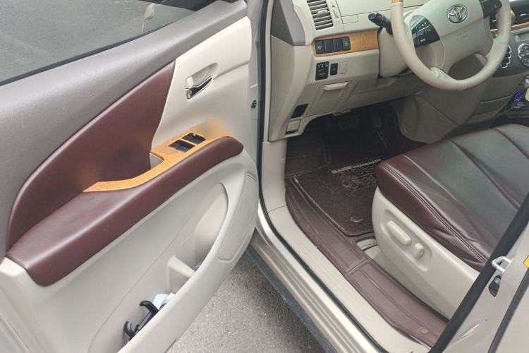 Used Toyota Previa 2006 2.4L 7-Seater Luxury Edition Driver Seat