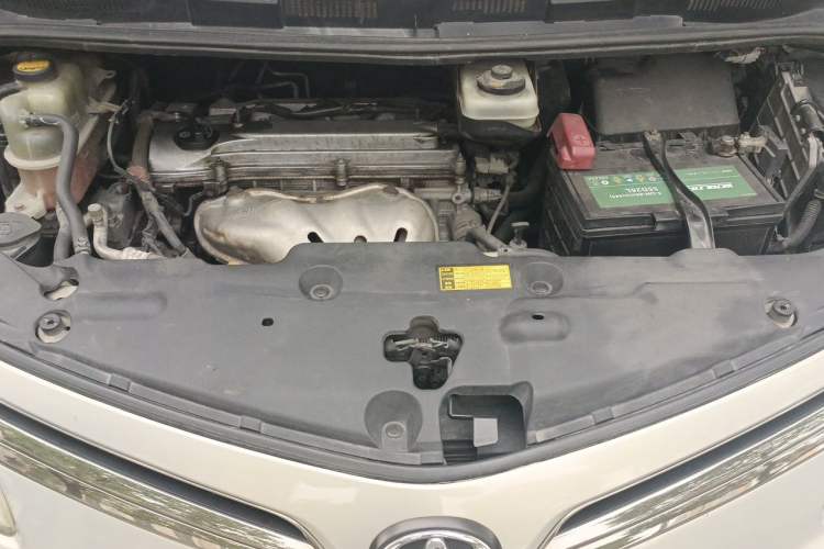Used Toyota Previa 2006 2.4L 7-Seater Luxury Edition Engine Bay