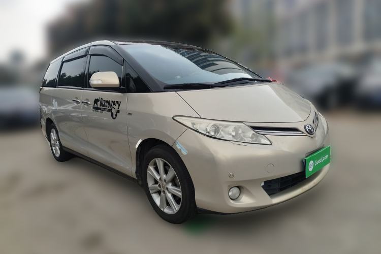 Used Toyota Previa 2006 2.4L 7-Seater Standard Edition Front Right 45 Deg