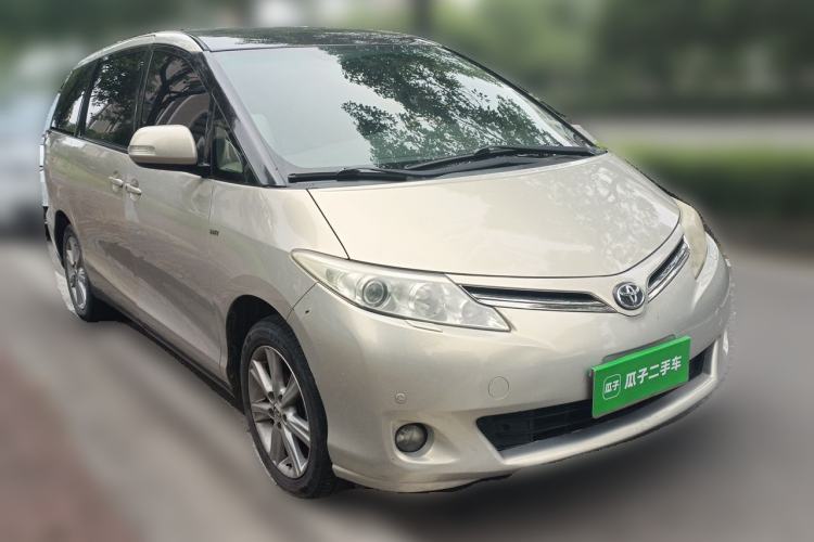 Used Toyota Previa 2006 2.4L 7-Seater Luxury Edition Front Right 45 Deg
