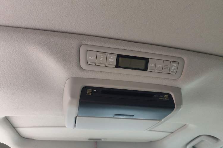Used Toyota Previa 2006 2.4L 7-Seater Standard Edition Headliner