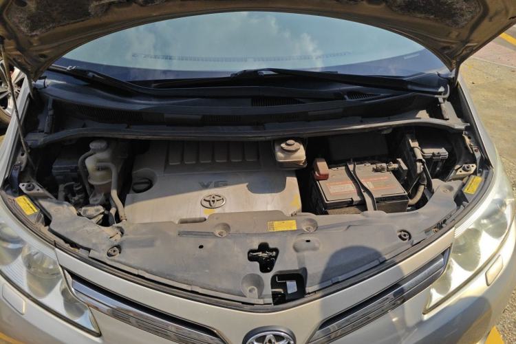 Used Toyota Previa 2007 3.5L 7-Seater Luxury Version Engine Bay