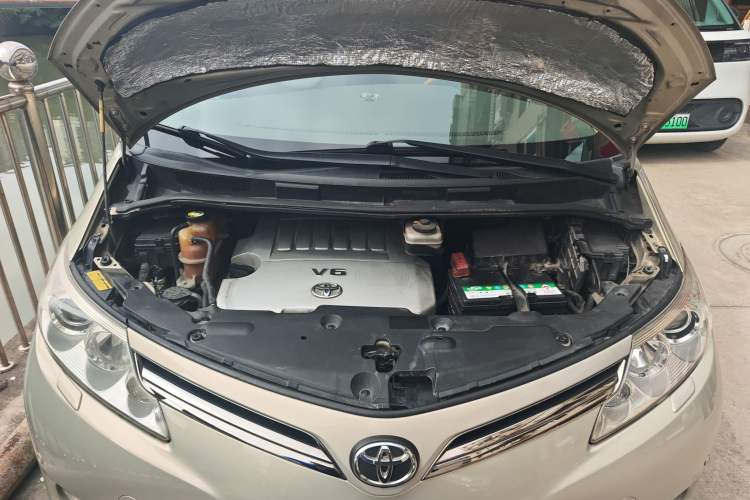 Used Toyota Previa 2007 3.5L 7-Seater Luxury Version Engine Bay