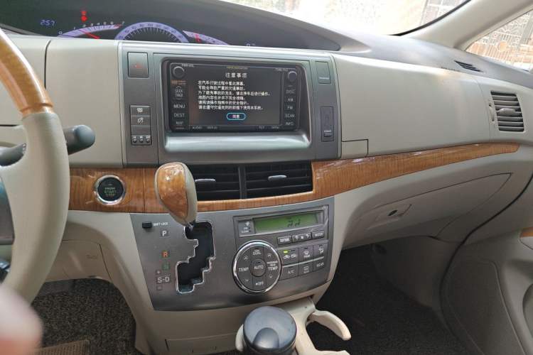 Used Toyota Previa 2007 3.5L 7-Seater Luxury Version Audio And AC Panel