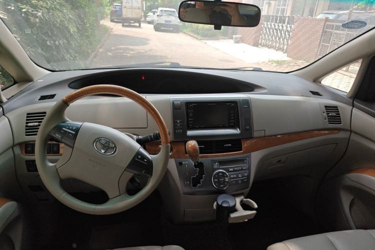 Used Toyota Previa 2007 3.5L 7-Seater Luxury Version Center Console