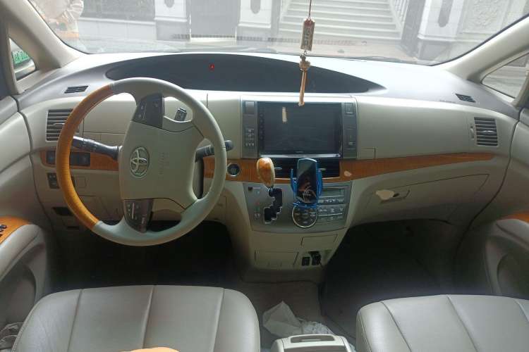 Used Toyota Previa 2007 3.5L 7-Seater Luxury Version Center Console