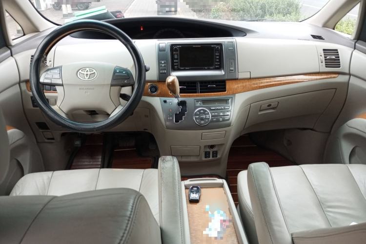 Used Toyota Previa 2007 3.5L 7-Seater Luxury Version Center Console