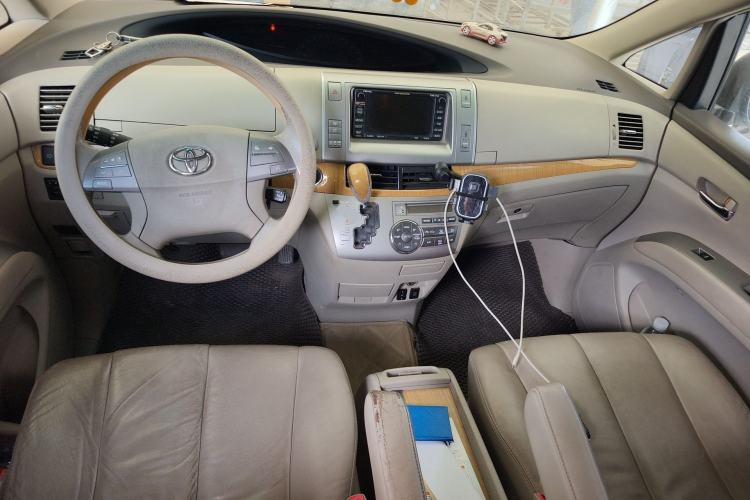 Used Toyota Previa 2007 3.5L 7-Seater Luxury Version Center Console