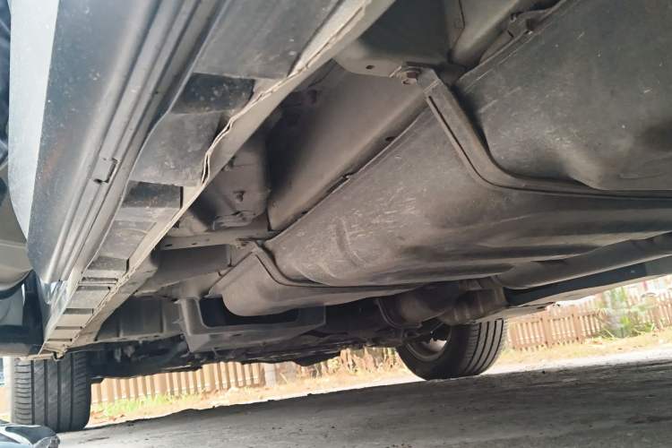 Used Toyota Previa 2007 3.5L 7-Seater Luxury Version Chassis Rear Left