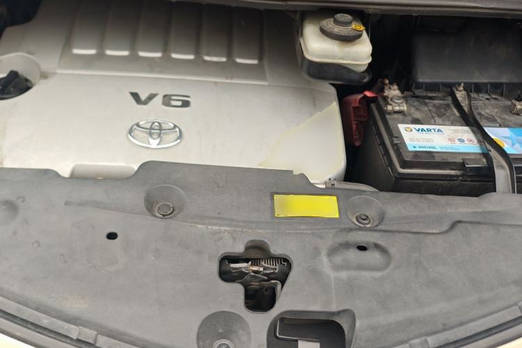 Used Toyota Previa 2007 3.5L 7-Seater Luxury Version Engine Bay