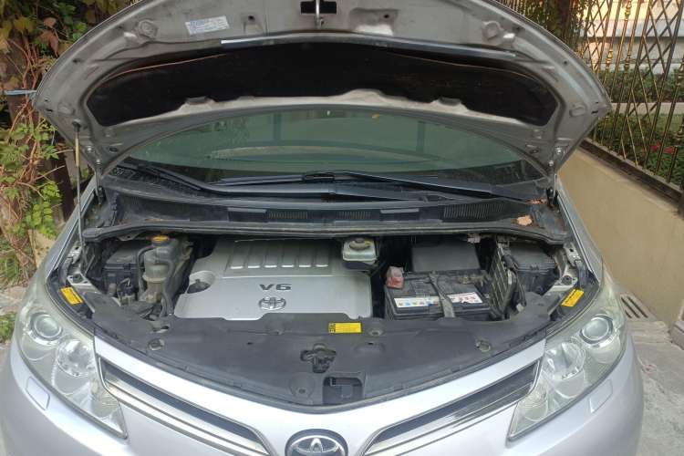 Used Toyota Previa 2007 3.5L 7-Seater Luxury Version Engine Bay
