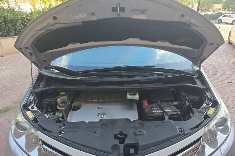 Used Toyota Previa 2007 3.5L 7-Seater Luxury Version Engine Bay