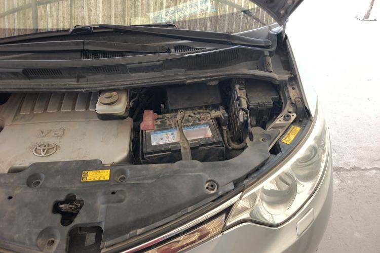 Used Toyota Previa 2007 3.5L 7-Seater Luxury Version Engine Bay Left