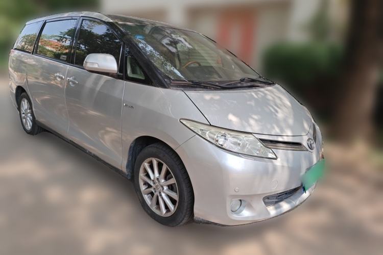 Used Toyota Previa 2007 3.5L 7-Seater Luxury Version Front Right 45 Deg