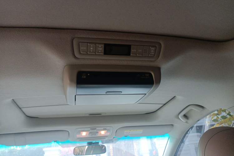 Used Toyota Previa 2007 3.5L 7-Seater Luxury Version Headliner