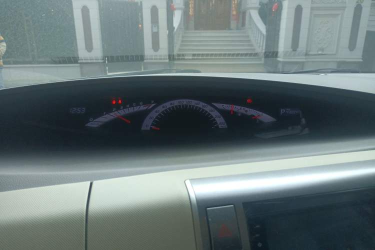 Used Toyota Previa 2007 3.5L 7-Seater Luxury Version Instrument Cluster
