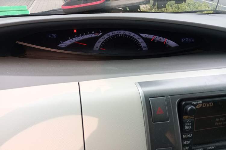 Used Toyota Previa 2007 3.5L 7-Seater Luxury Version Instrument Cluster