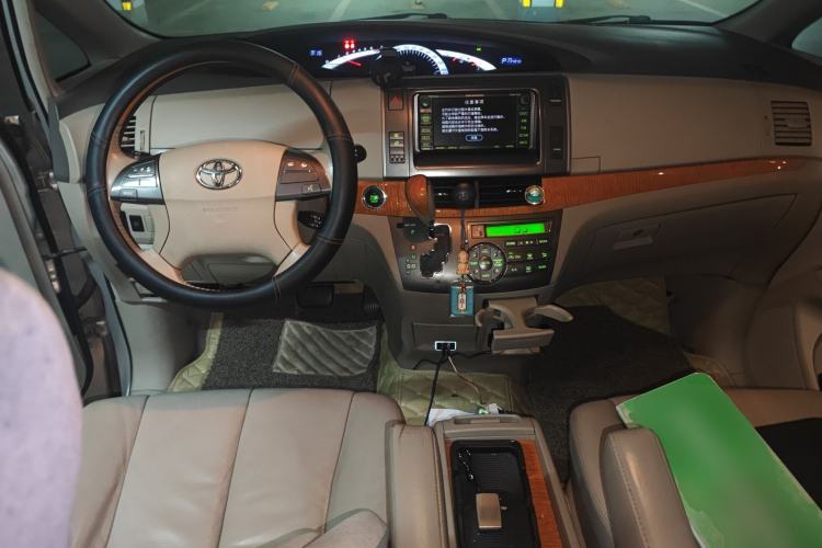 Used Toyota Previa 2007 3.5L 7-Seater Luxury Version Center Console