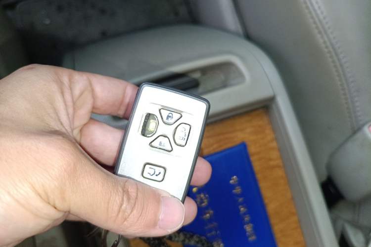 Used Toyota Previa 2007 3.5L 7-Seater Luxury Version Vehicle Key