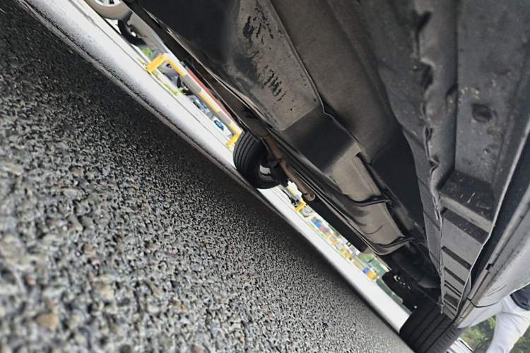 Used Toyota Previa 2012 2.4L 7-Seater Luxury Edition Chassis Front Left