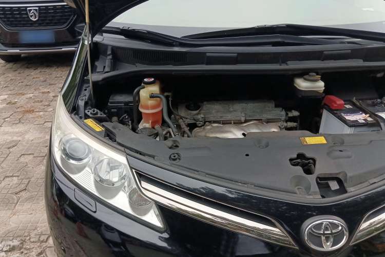 Used Toyota Previa 2012 2.4L 7-Seater Luxury Edition Engine Bay Right