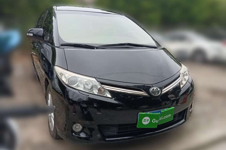 Used Toyota Previa 2012 2.4L 7-Seater Luxury Edition Front Right 45 Deg