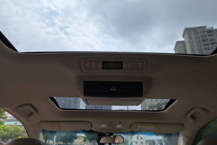 Used Toyota Previa 2012 2.4L 7-Seater Standard Edition Headliner