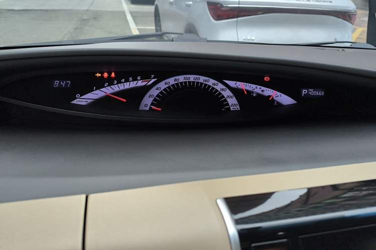Used Toyota Previa 2012 2.4L 7-Seater Luxury Edition Instrument Cluster