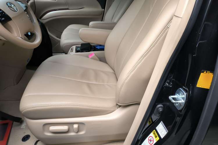 Used Toyota Previa 2012 2.4L 7-Seater Standard Edition Left Front Seat