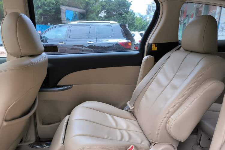 Used Toyota Previa 2012 2.4L 7-Seater Standard Edition Right Rear Door Interior