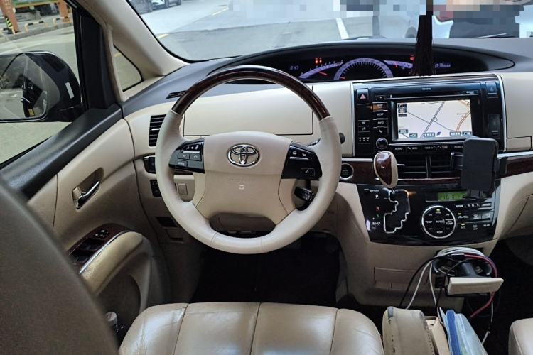 Used Toyota Previa 2012 2.4L 7-Seater Luxury Edition Steering Wheel