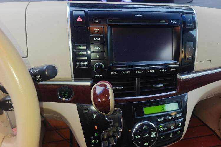 Used Toyota Previa 2012 2.4L 7-Seater Luxury Edition Audio And AC Panel