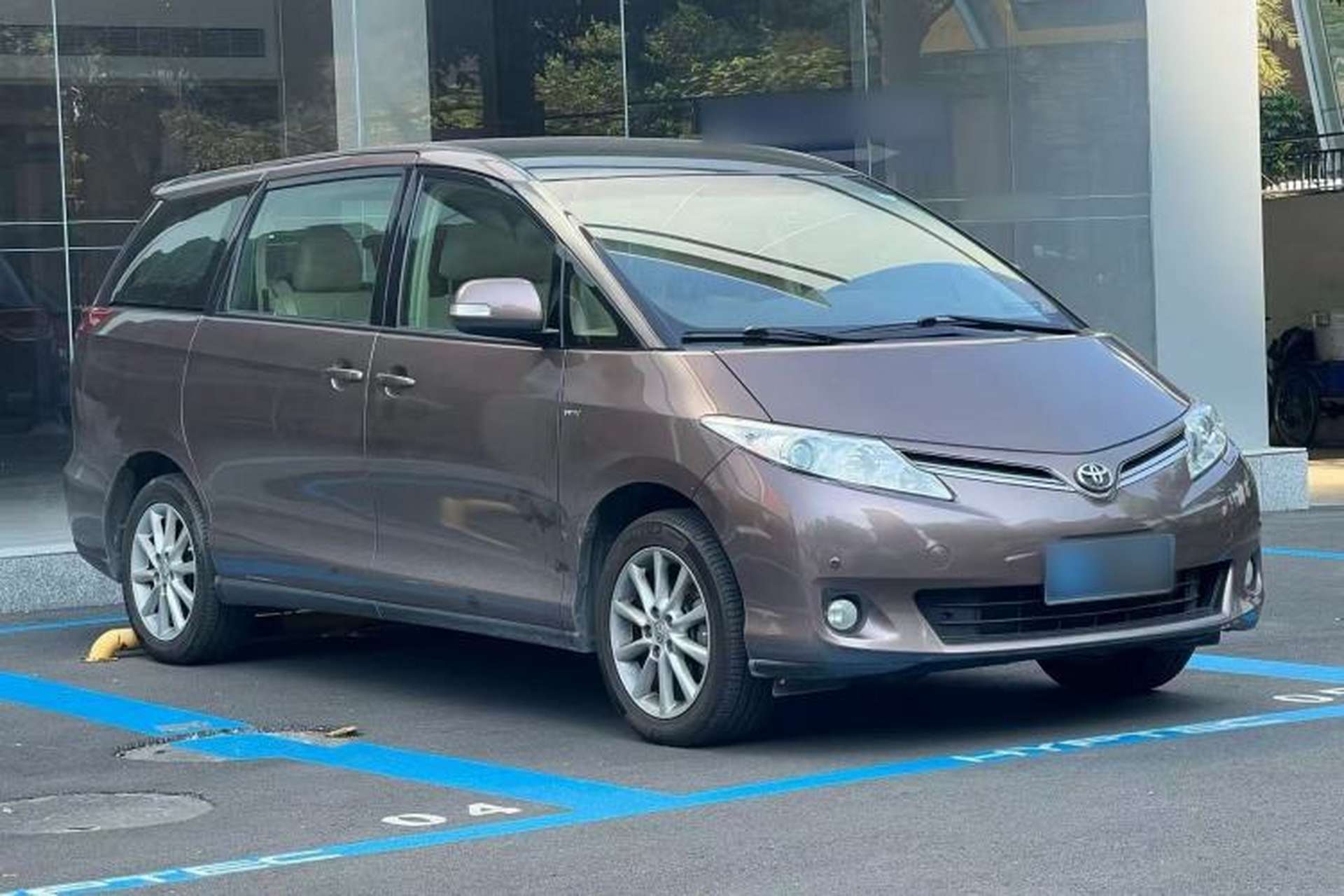 Used Toyota Previa 2012 2.4L 7-Seater Luxury Edition Exterior 2